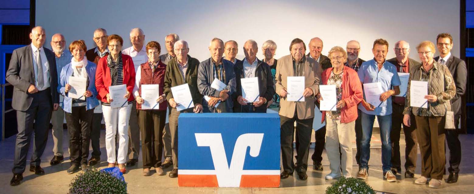 2018-9-26-GB-Gengenbach-Volksbank Lahr-Spende-NTM_0267a_neu