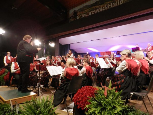 Musik- und Trachtenkapelle Unterharmersbach: Jahreskonzert »Gauner, Ganoven und Halunken«