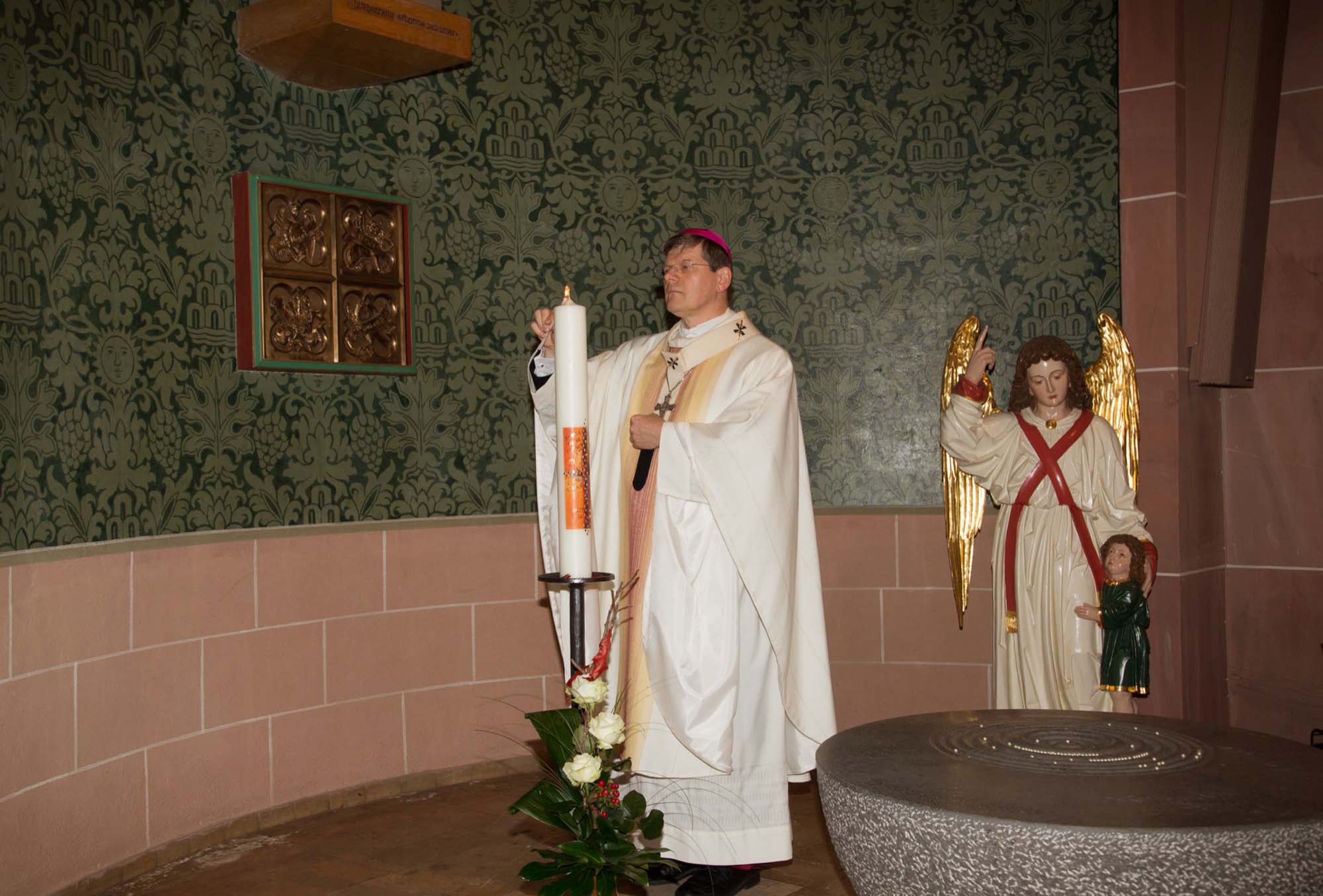 2018-10-22-OH-kal-Festgottesdienst mit Erzbischof Stephan Burger-Fest des Kirchenpatron St Gallus-vkMG8A0500b