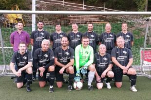 2018-10-24-ZE-Verein-ZFV-Trikotspende Schreinerei Lehmann-20181013_175046_resized