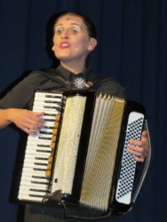 La Signora Carmela de Feo begeisterte ihr Zellkultur-Publikum