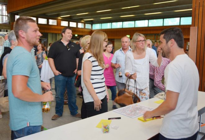 Einwohnerversammlung in der Ritter-von-Buß-Halle