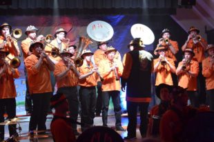 2018-11-10-Zell-Unterentersbach-Narrengemeinschaft Unterentersbach-Jubilämumsparty 66 Jahre-Foto Ute Berger-UTS_7786