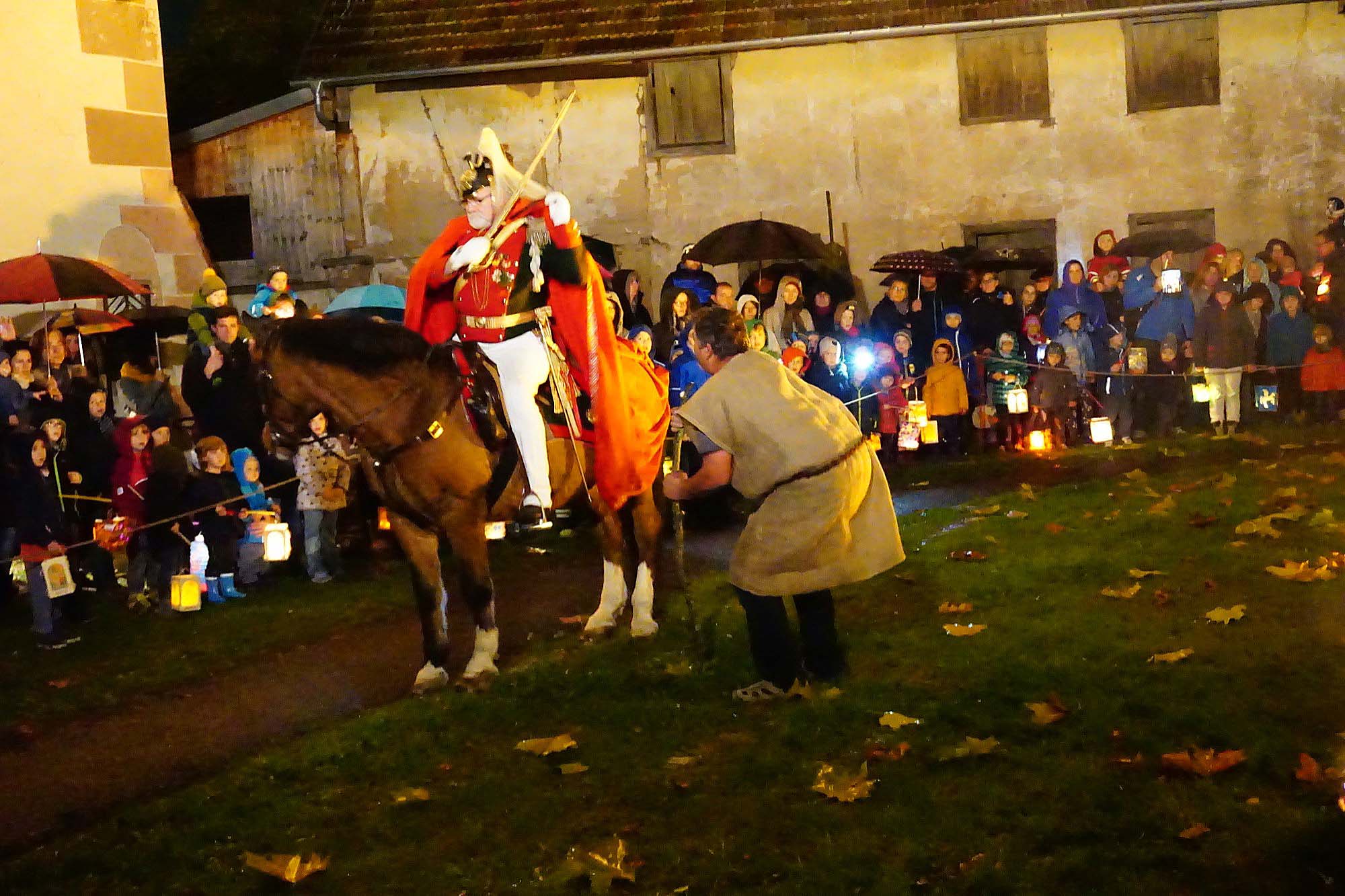2018-11-16-BI-Marcel Willmann-Pfarrgemeinde-St Martin-Umzug-DSC00130
