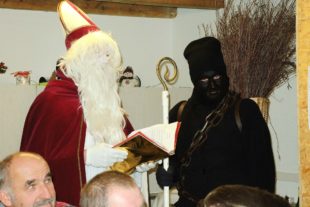 2018-11-30-ZE-UE-Franz Huber-Wandergruppe-Nikolaus 2018 (7)