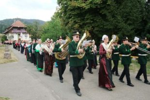 2018-11-7-ZE-UE-Franz Huber-Musikalischer Filmabend-Bb-50 Jahre Umzug ).JPG2018-11-7-ZE-UE-Franz Huber-Musikalischer Filmabend zum 50-jährigen Jubiläum der Musikkapelle Unterentersbach