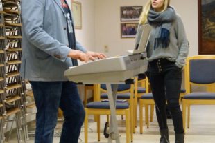 2018-11-9-NO-bia-Chor der Klänge-Herbstkonzert-Dienstjubiläum Viktor Kraus-Kraus + Solistin (2) - Kopie