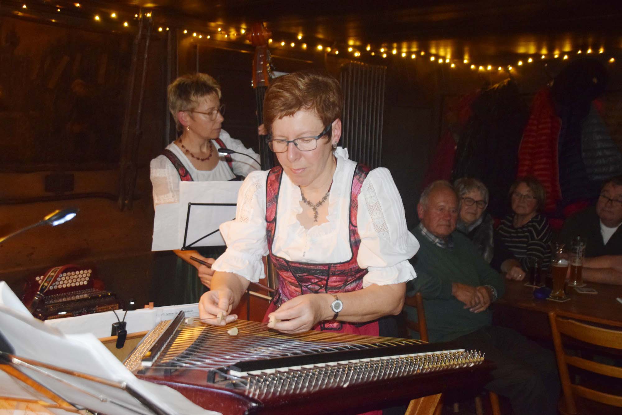 2018-12-10-NO-hv-Z' Licht gehen auf dem Mühlstein-DSC_1919