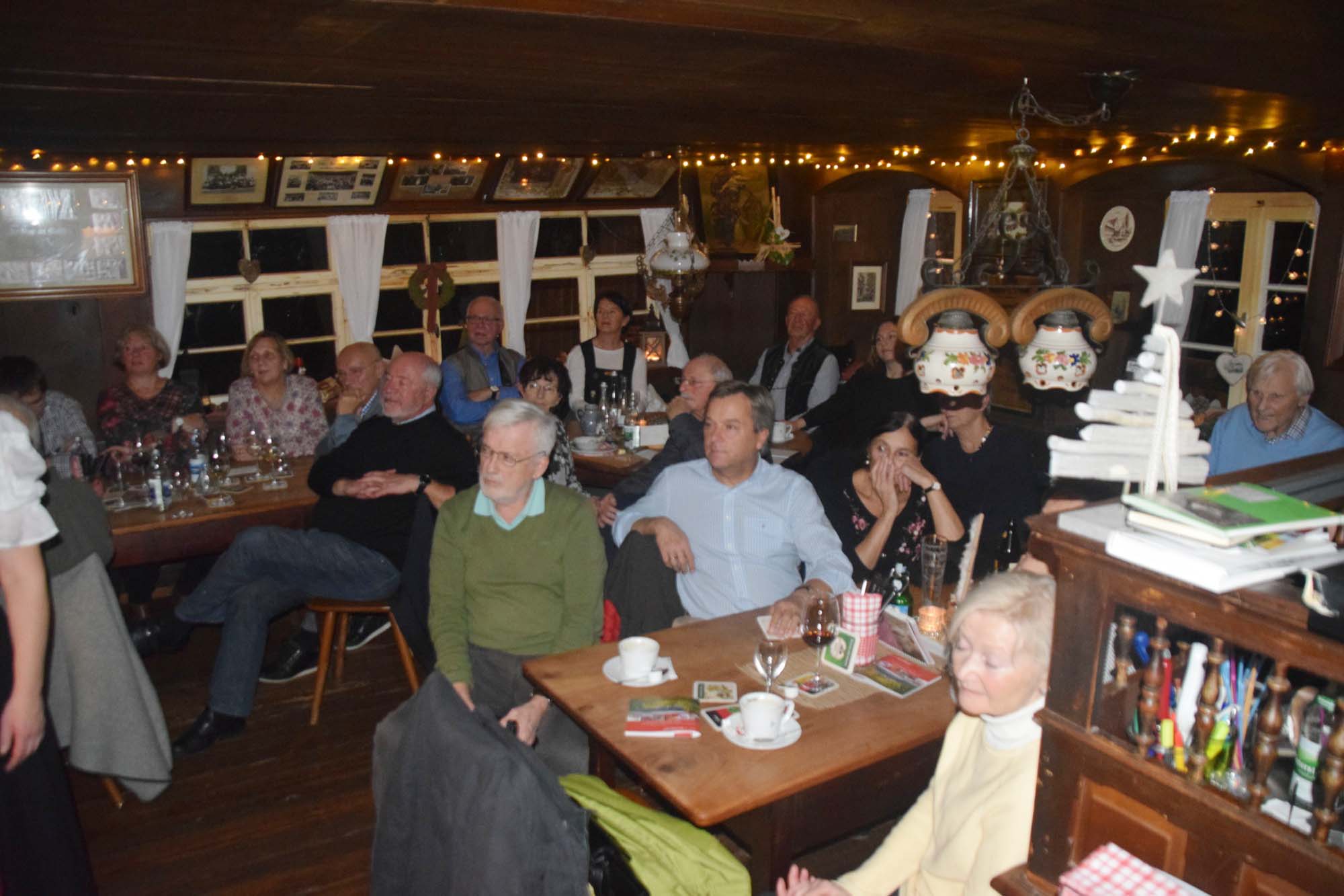 2018-12-10-NO-hv-Z' Licht gehen auf dem Mühlstein-DSC_1928