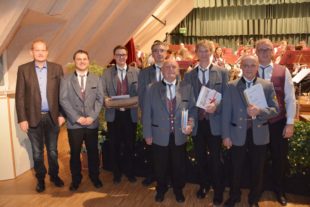 Vier noch aktive Gründungsmitglieder geehrt