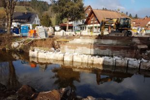 2018-12-14-ZE-UH-hpw-L94-Sanierung-freie Fahrt-20181212_123434-Rösslebrücke-und-Fangzaun