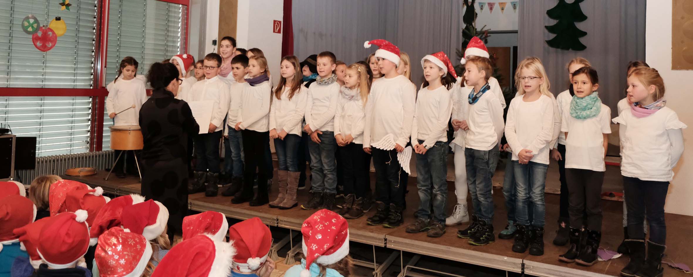 2018-12-21-ZE-UH-vo-Grundschule Weihnachtsfeier DSCF3824