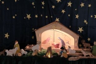 2018-12-21-ZE-UH-vo-Grundschule Weihnachtsfeier DSCF3837