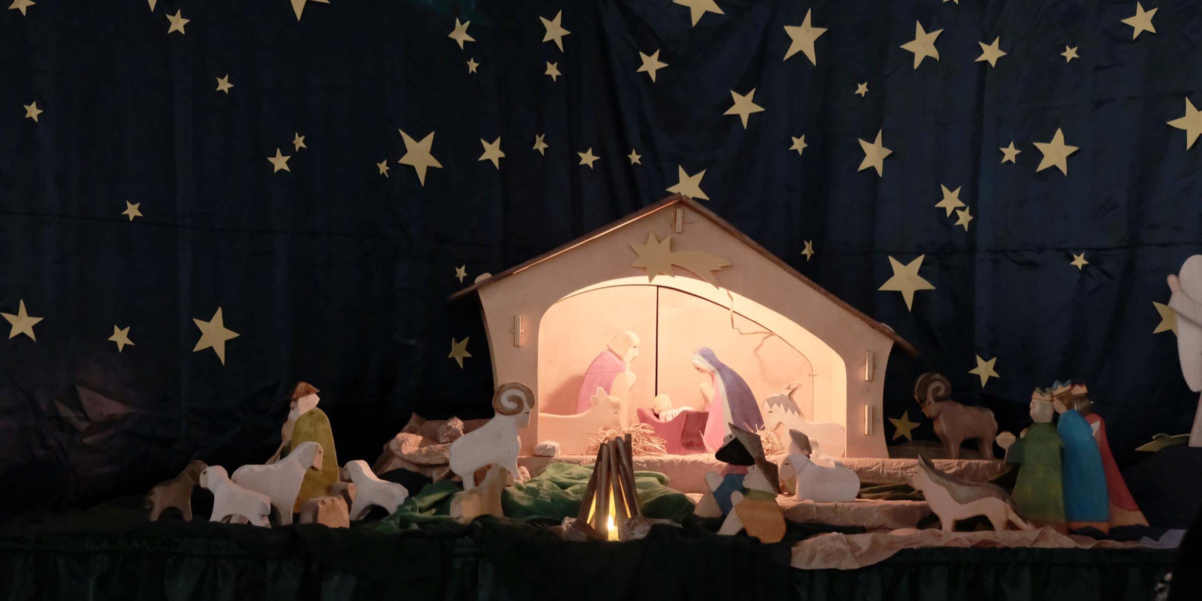 2018-12-21-ZE-UH-vo-Grundschule Weihnachtsfeier DSCF3837