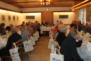 2018-12-3-NO-Erwin Junker Maschinenfabrik-Rentnerfeier-IMG_0171