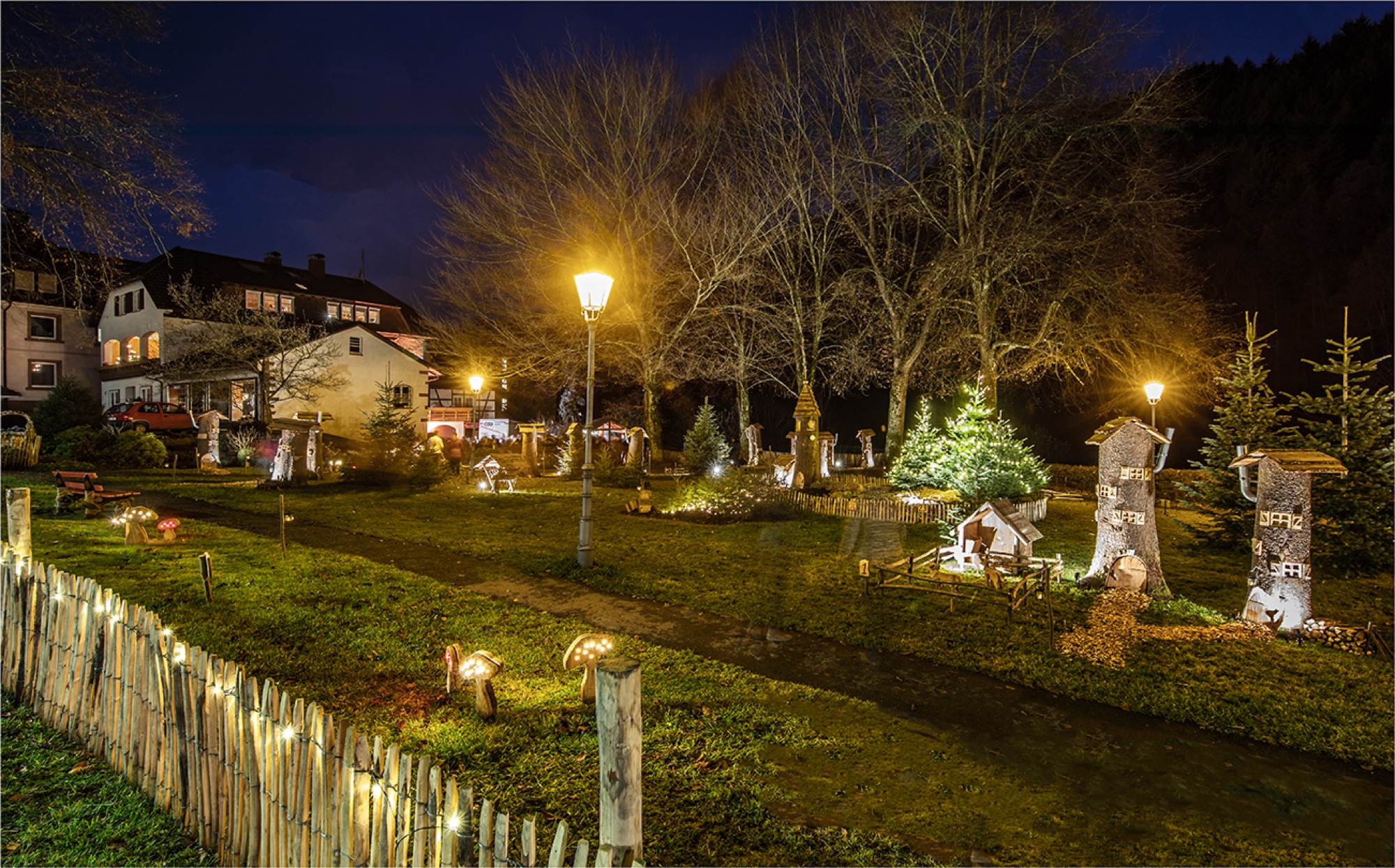 2018-12-3-OH-OH-kal-Eröffnung des Hademardorfes 2018-Foto Robert Schwendemann-5E0A5592