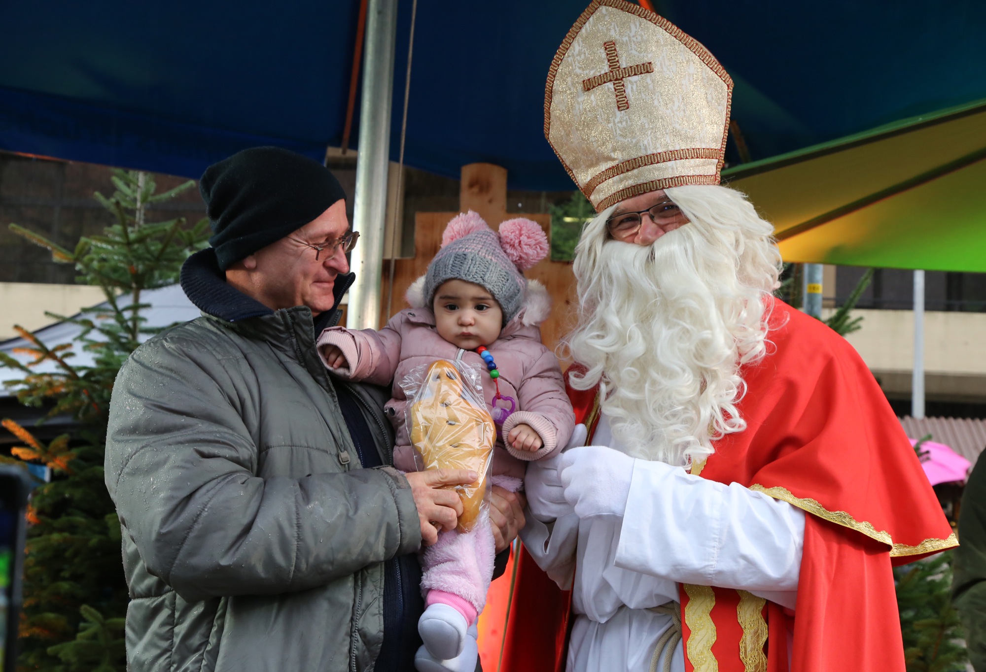 2018-12-3-OH-Weihnachtsmarkt Oberharmersbach 2018-Foto Anne-Kathrin Heizmann-IMG_6543+_Nikolaus