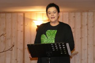 2018-12-3-ZE-UE-Andrea Huber-Landfrauen Abend über das Glück 2018-11 Abend Glück (12)