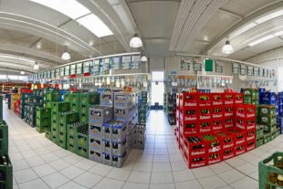 2018-12-5-BI-Raiffeisen Kinzigtal-Markt Biberach-Panorama_Geraenke