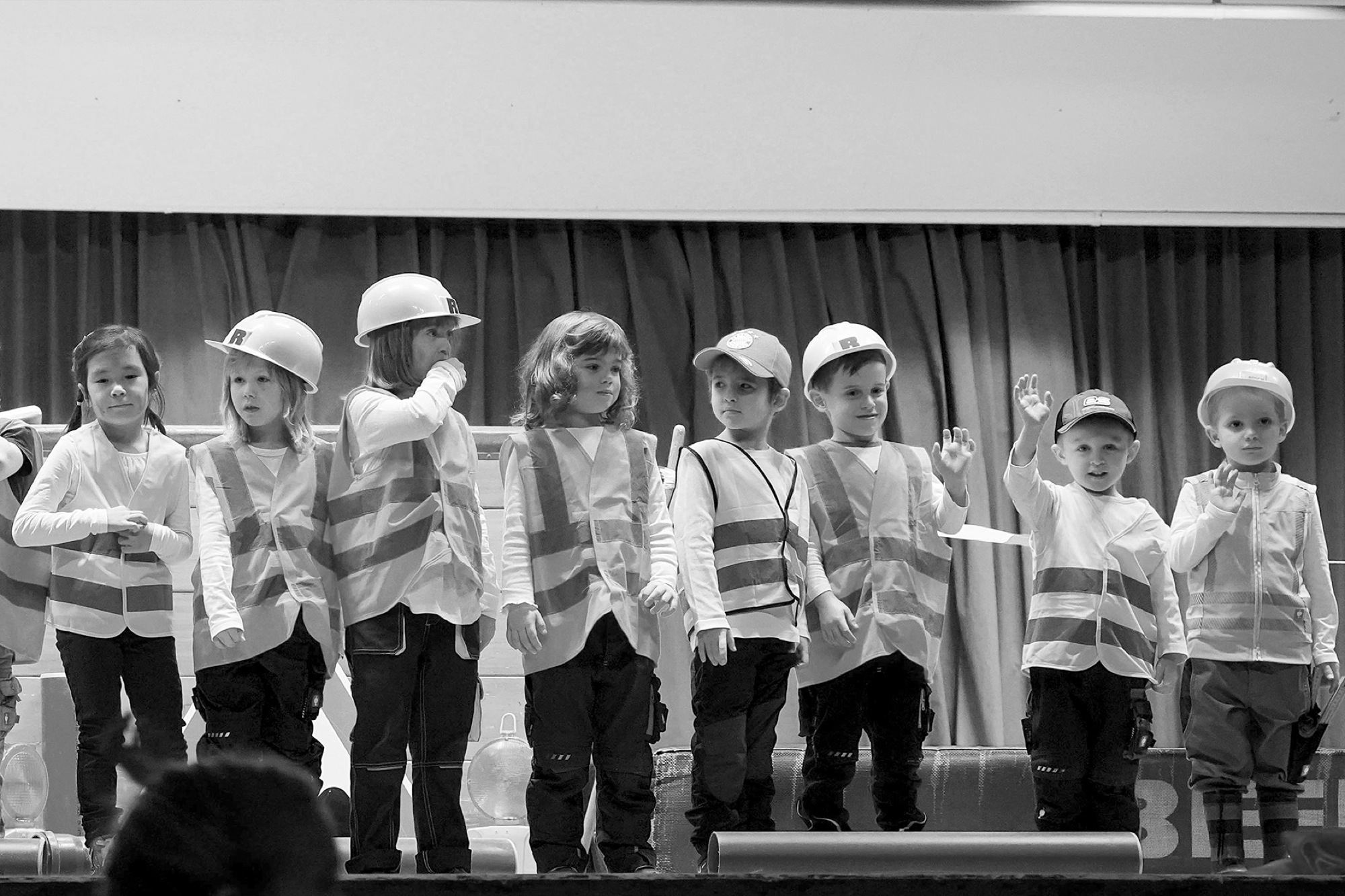 2018-12-5-ZE-UH-as-TVU-Nikolausfeier-die kleinen bauarbeiter