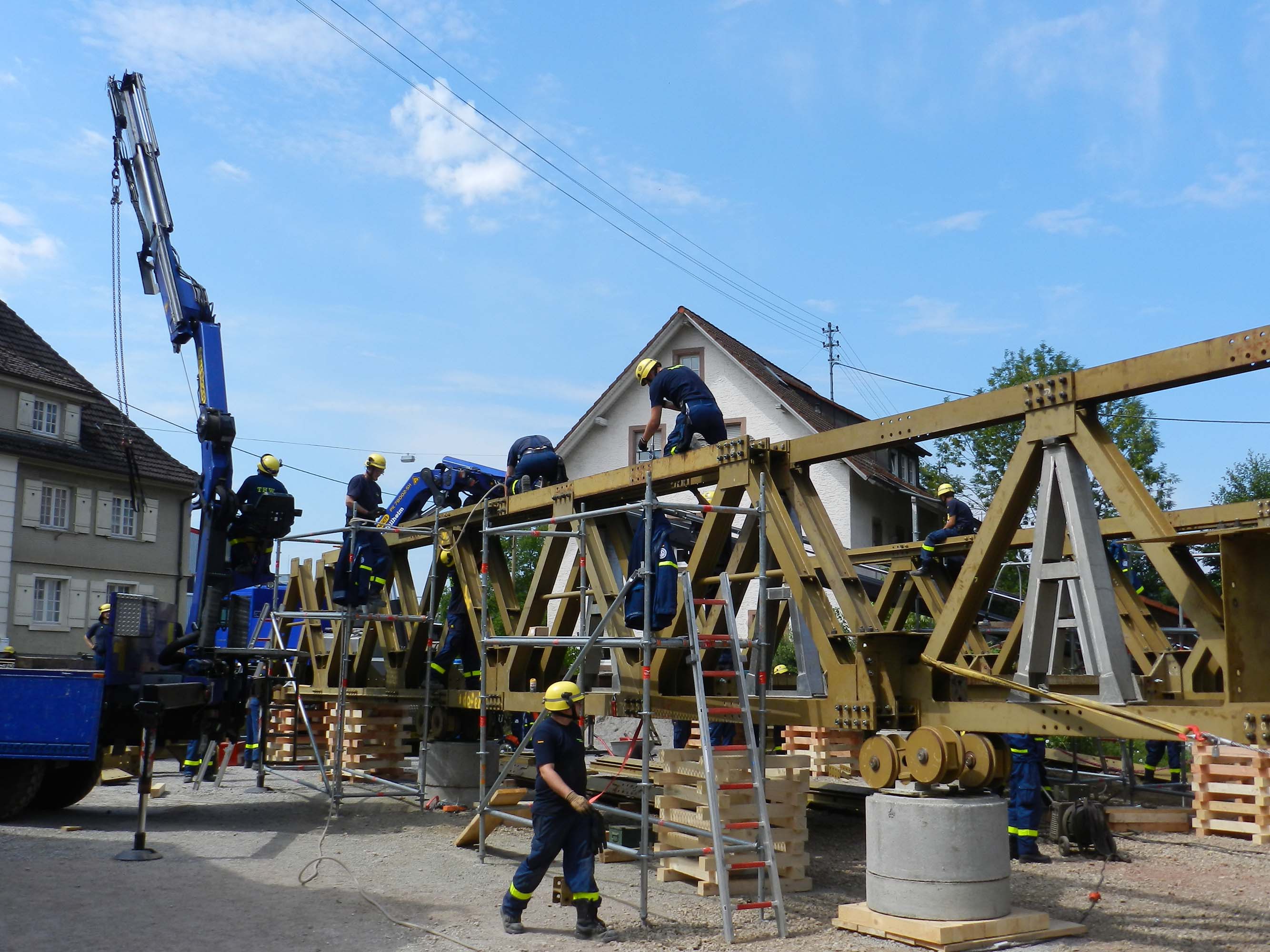 2018-7-16-ZE-UH-hpw-THW-Brückenbau-DSCN8994