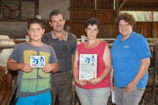 2019-8-30-OH-kal-Schwalbenfreundliches Haus vkIMG_9758b