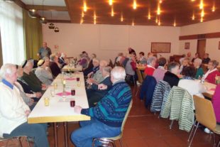 2019-1-25-OH-rs-Altenwerk Oberharmersbach-Vorstandswahl 2019-Gemeinsamer Nachmittag mit Filmvortrag-100_0825