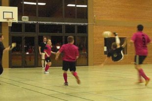 A-2019-1-5-2019-1-4-OH-SV Oberharmersbach-Hallen-Fußball-Ortsturnier 2019-Archivfoto Veranstalter-Hallendorfmeisterschaften