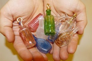 2019-2-22-NO-bia-Glashansel-Hände