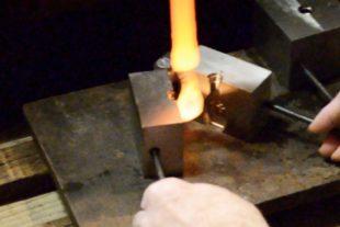 2019-2-22-NO-bia-Glashansel-Werkzeug-u-glühender Glastropfen