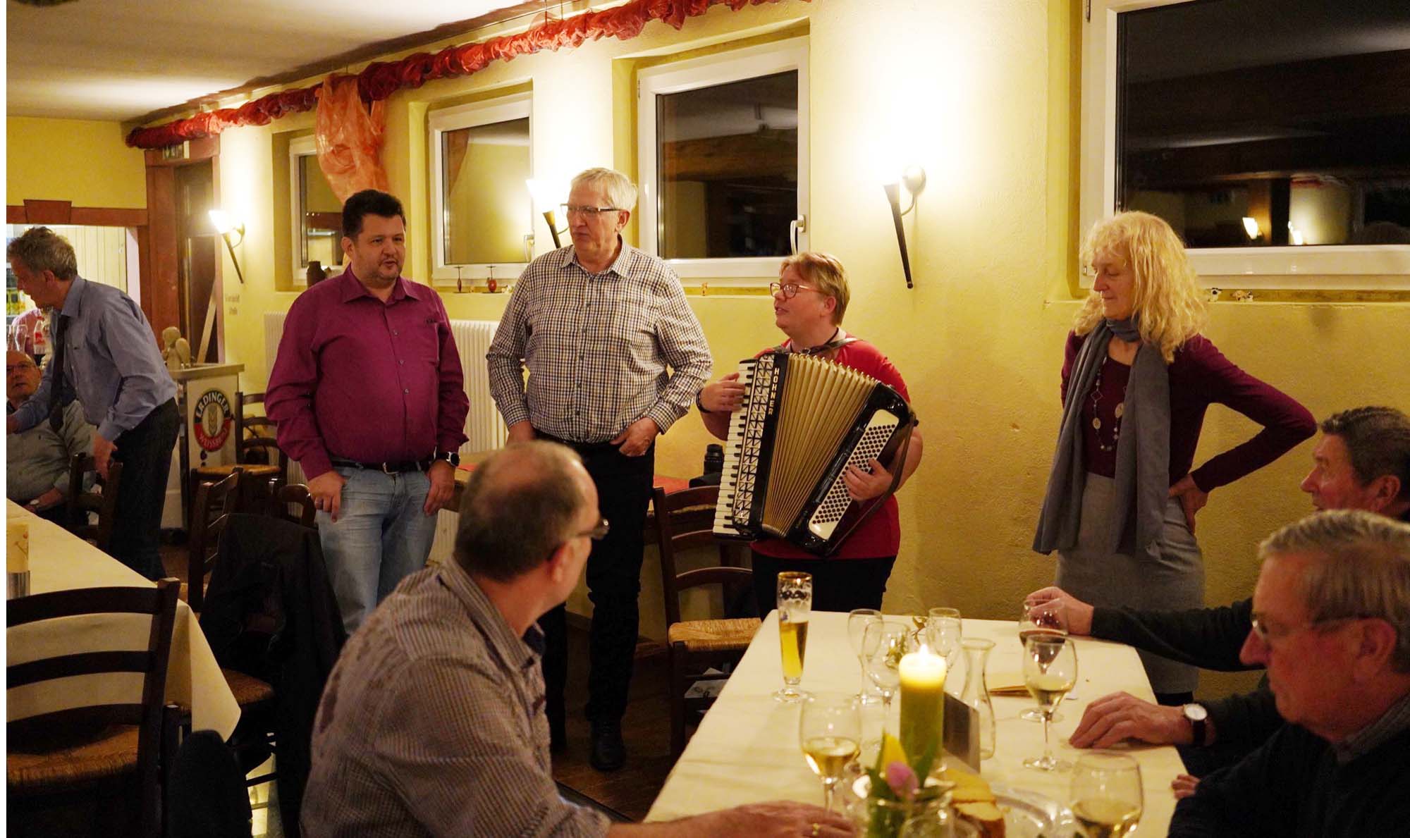 2019-3-20-BI-MGV Liederkranz Biberach-Gregor Echle-60er Geburtstag-Gregor_60er2019-03-15 Bild 388_reduziert