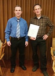 Blumenwiesen werden gepflegt und neu ausgesät