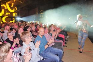 2019-3-25-ZE-UH-hpw-Anita und Alexandra-A und A81