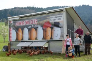 Der Mattenhof in Unterharmersbach hat jetzt ein Hühnermobil