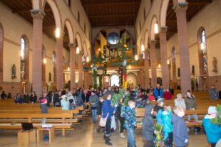 2019-4-15-OH-kal-Palmsonntag-zzzvkMG8A0611