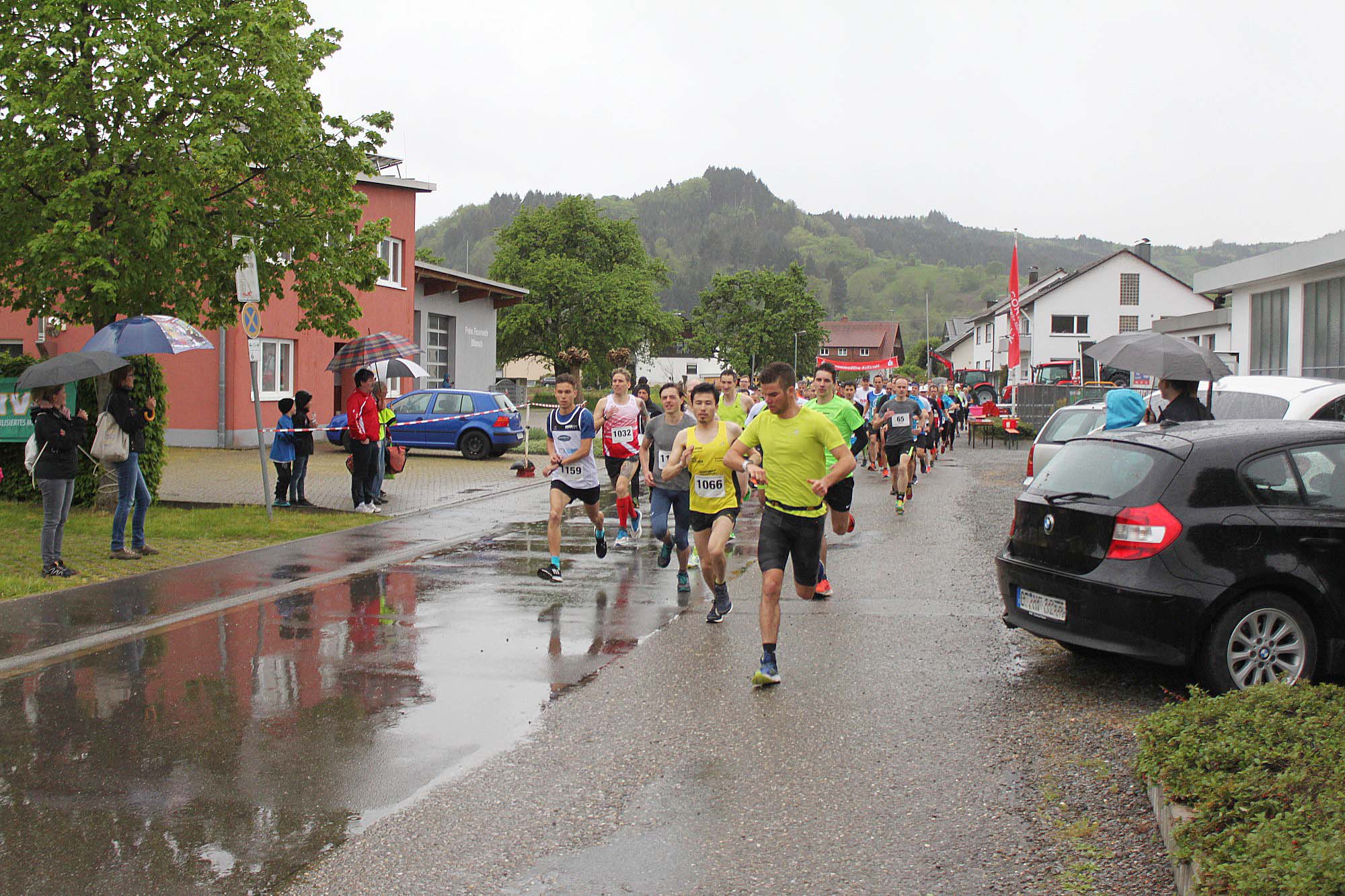 2019-4-30-BI-ske-Straßenlauf Biberach-start_10_km