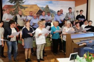 2019-4-30-NO-Evelyne Pfundstein-Chor der Klänge 2