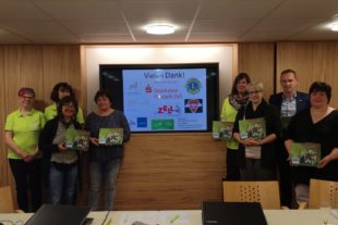 2019-5-17-OH-privast-Stark-Bücherübergabe-IMG-20190502-WA0009