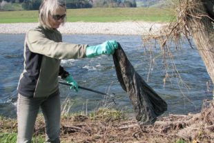 2019-5-22-BI-Martina Gauss-Abfall sammeln 190331-176-abfall-sammeln