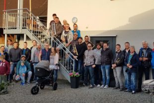 2019-5-3-Zell-Unterentersbach-Störche und Maien für Ben Isenmann zur Geburt-Foto Ute Berger-20190425_190957