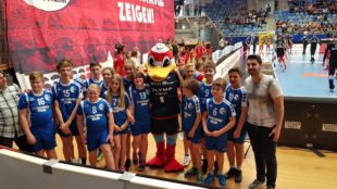 FVU-Jugend als Einlaufkinder