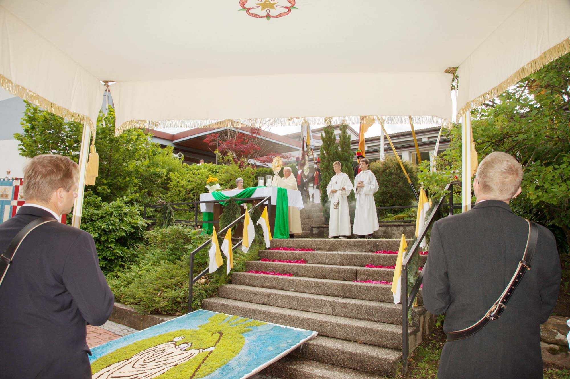 2019-6-21-OH-kal-Fronleichnam-zvkIMG_8467b