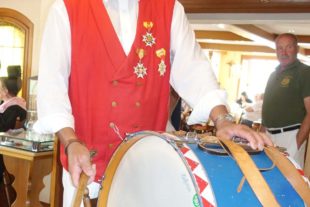 2019-6-24-ZE-UH-hpw-Bürgerwehr Ehrungen Bürgerwehr Ehrungen Fronleichnam (17)