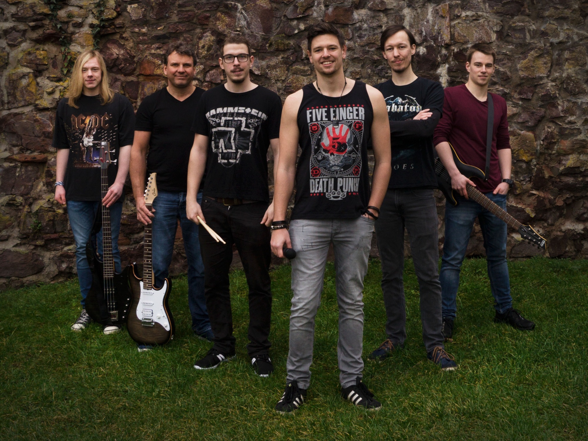 2019-6-26-ZE-UE-Veranstalter-Hobbykicker-Dorfturnier-Band No Idea