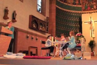 2019-6-7-OH-Kinderhaus Sonnenblume- Kiga Gottesdienst CIMG6946 (2)