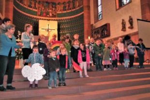 2019-6-7-OH-Kinderhaus Sonnenblume- Kiga Gottesdienst CIMG6972