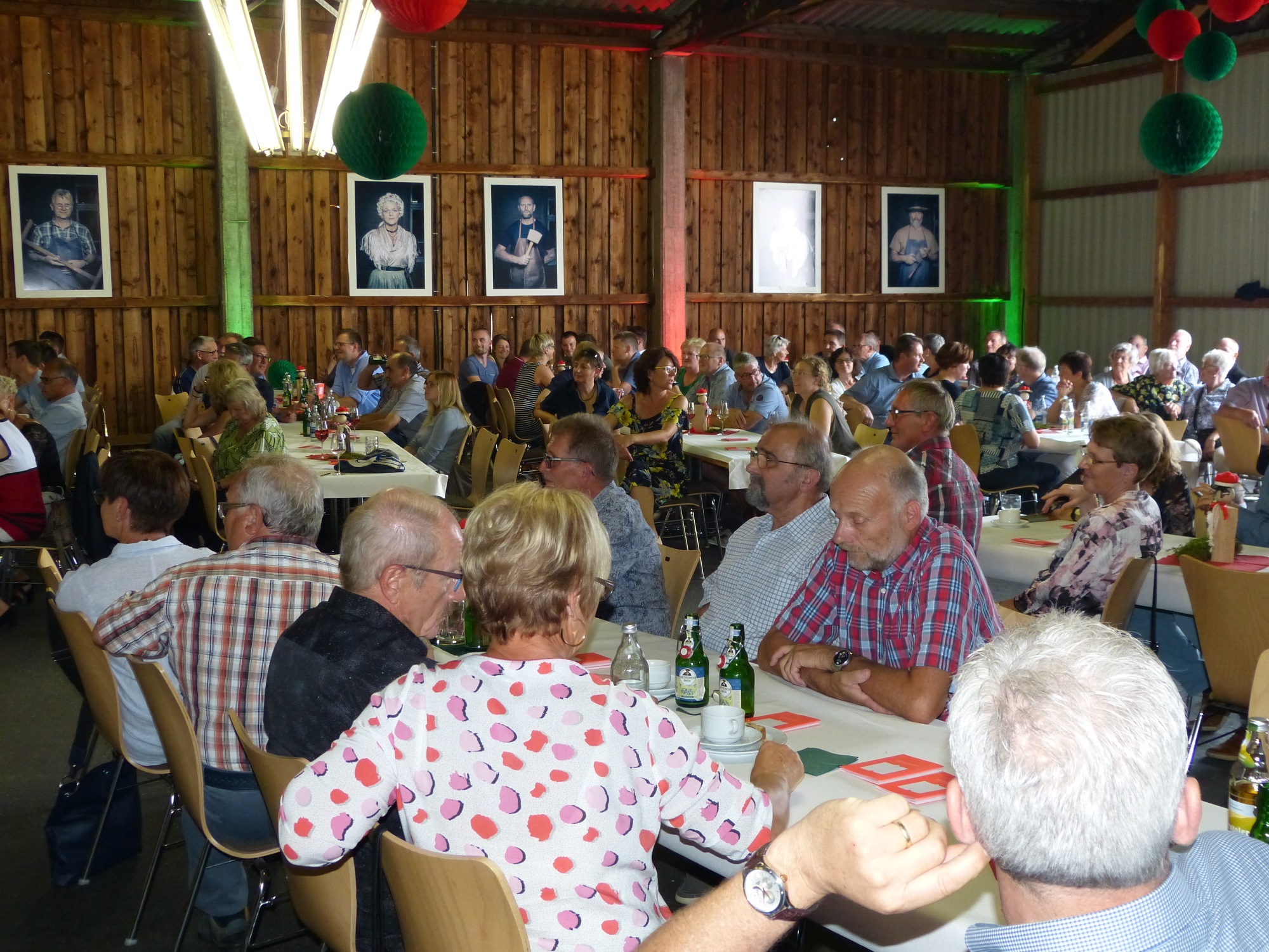 2019-7-15-Biberach-Hund Möbelwerke-Jubiläum-100 Jahre-Foto Inkla Kleinke-Bialy-Gäste
