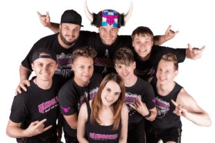 2019-7-15-ZE-UE-Entersbacher Kilwi-2019-Kilwi Samstag mit AlmRocker-Bandbild-ohne-Schriftzug-klein2-2000x1329