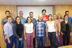 Jürgen Ernst wird FVU-Ehrenmitglied