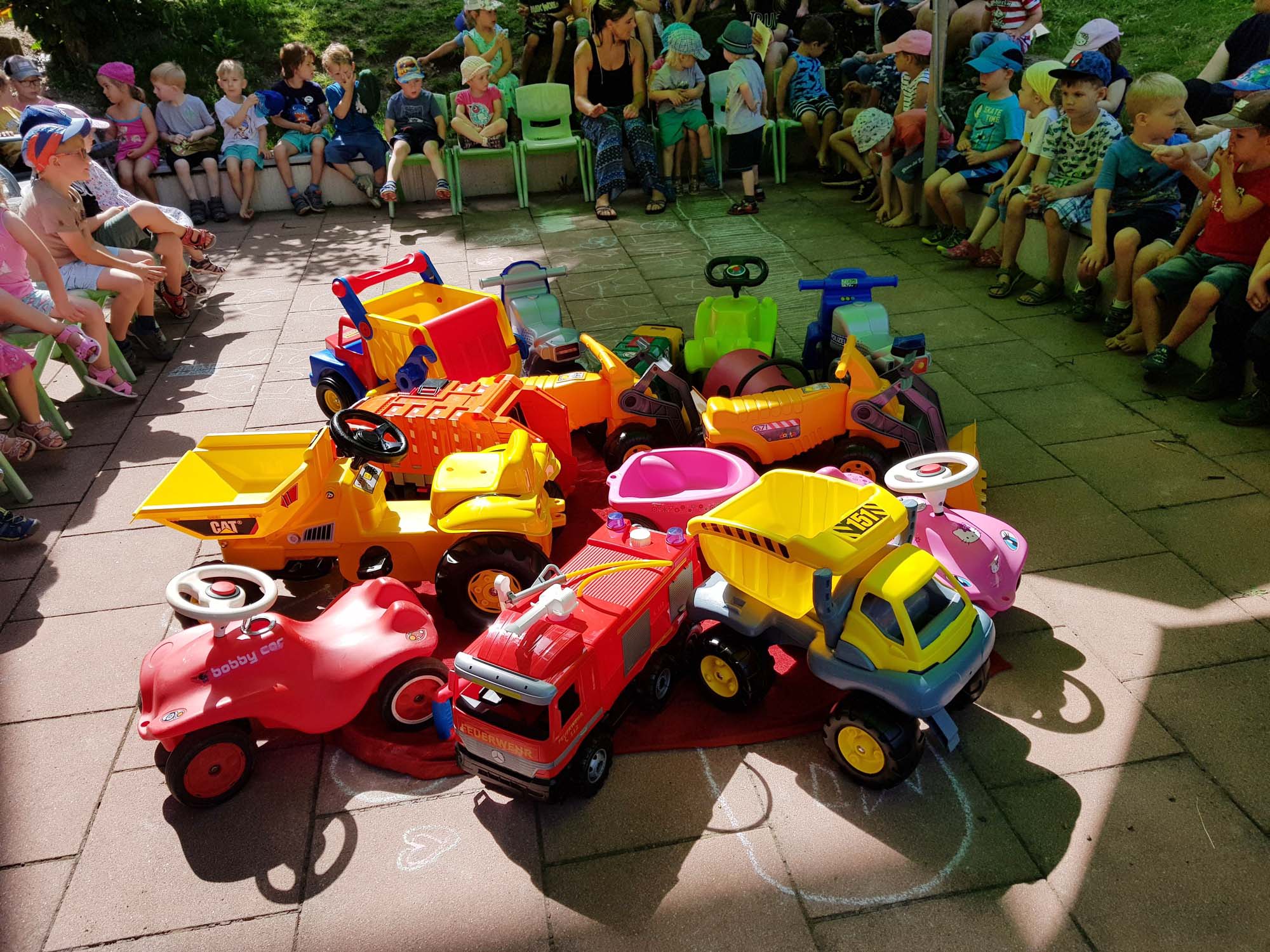 2019-7-3-OH-Kiga Sonnenblume-Fahrzeugweihe-20190625_102541